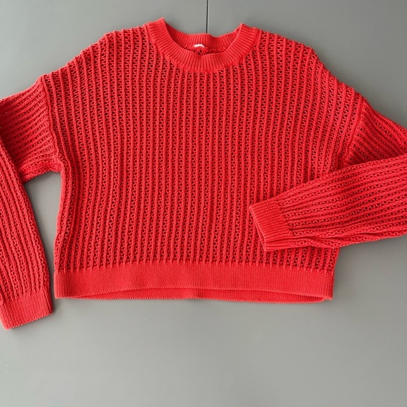 ❤️2/$30❤️M]Old Navy Long Sleeve Cropped Crochet Red Open Knit Sweater 100 Cotton - Picture 4 of 11